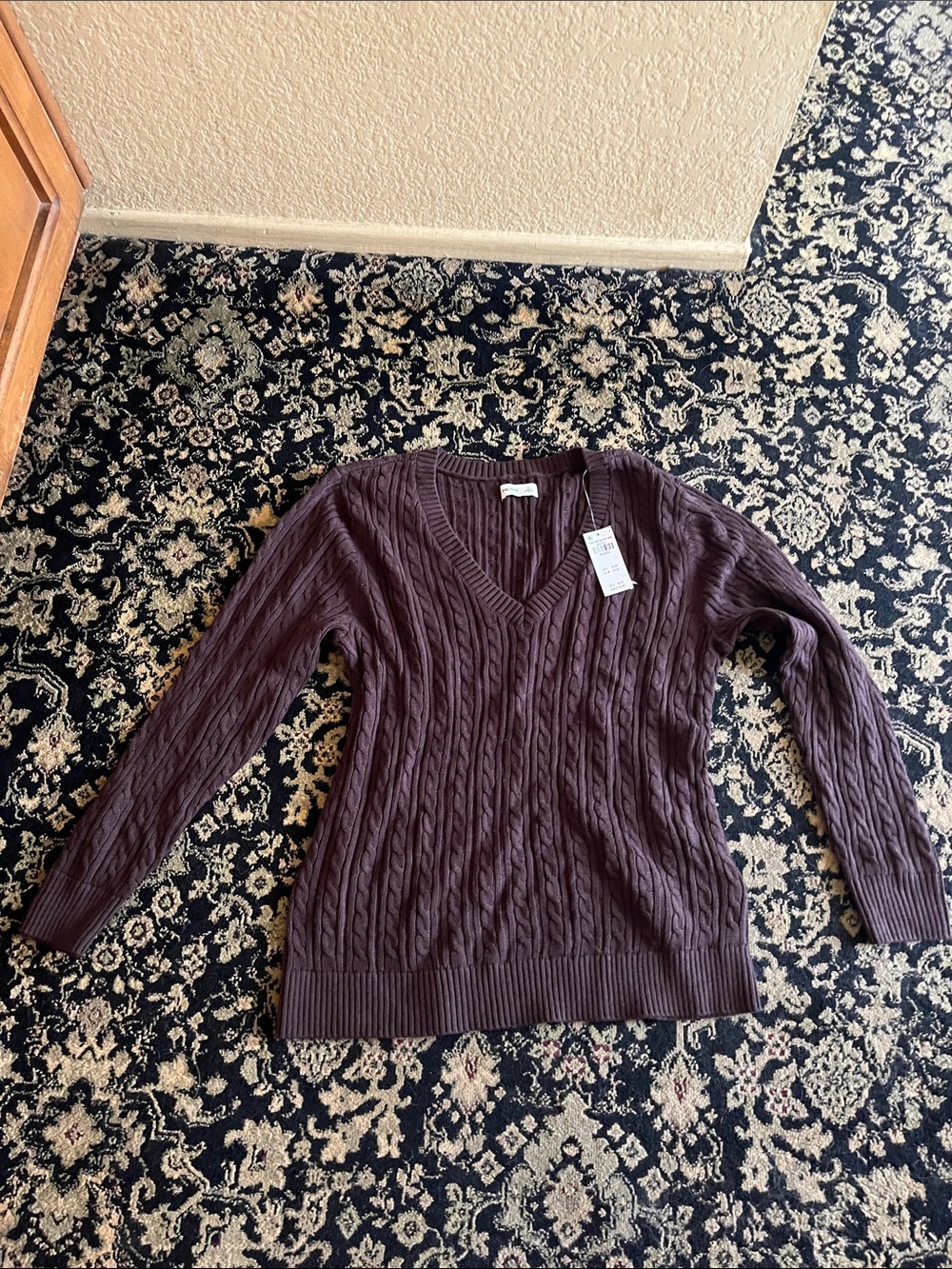 Hollister V-Neck Cable Knit Sweater in Brown